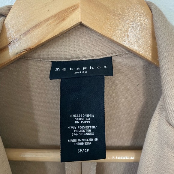 Tan blazer - Picture 2 of 2